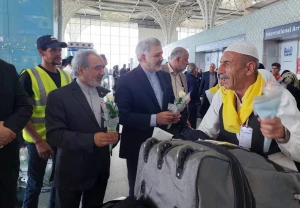 سفیر ایران در عربستان: با ورود اولین گروه عمره گزاران ایرانی به مدینه منوره، گام مبارکی در مسیر روابط دو کشور برداشته شد 