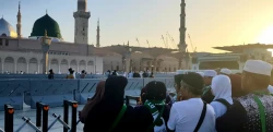 حضور زائران ایرانی در مسجدالنبی و قبرستان بقیع+عکس